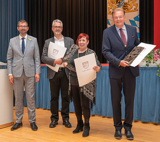 Landkreis-Ehrengabe an Günther Oettinger