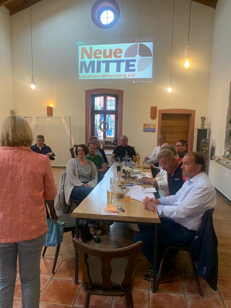 Plastik auf den Böden der einheimischen Landwirtschaft – nicht nur umweltbewusst denken, sondern Lösungen auch umsetzen